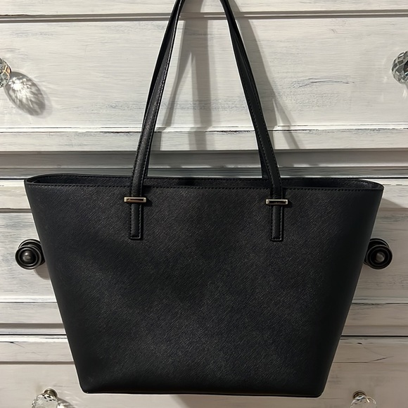Kate Spade ♠️ Tote - Picture 2 of 8